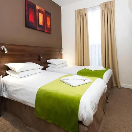 Marble Arch Inn-3